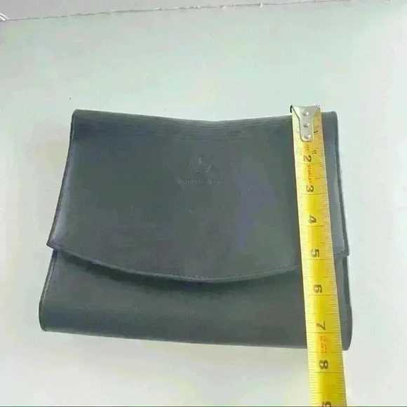 MERCEDES  BENZ CAR MANUAL BLACK POUCH - Picture 5 of 7